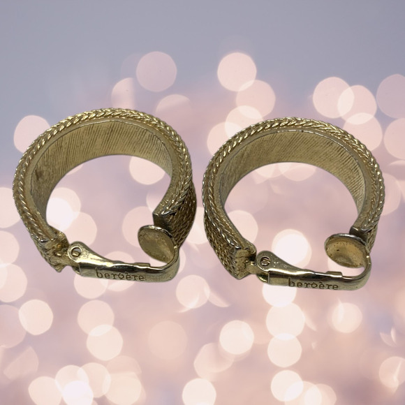 Vintage BERGERE Gold Tone Braided Hoop Clip Earrings Signed 1970's Designer - Picture 4 of 6